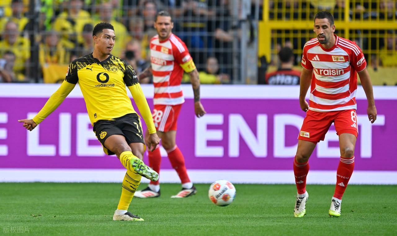 3-0，24岁曼城旧将恩梅加惊艳破门，德甲第8完胜德甲第6，迎首胜